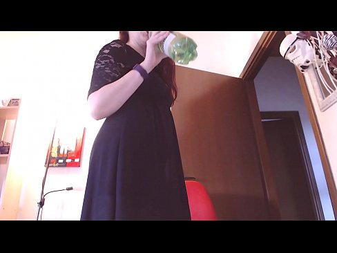 ❤️ En underdanig slave, der elsker beskidte og lækre trusser, er tvunget til at onanere efter at have set denne video! Sex video at da.tradeis.top ❌️❤