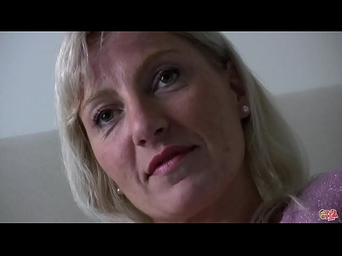 ❤️ Moderen vi alle kneppede ... Dame, opfør dig ordentligt! Sex video at da.tradeis.top ❌️❤